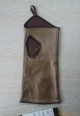 衡水冠亿皮革 品质与匠心的交织，真皮手套诠释冬日绅士淑女风
